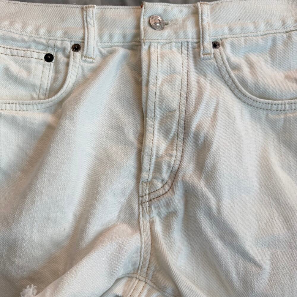 We The Free White Denim Shorts Size 27 Button Fly Frayed Hem Free People Cutoffs - Picture 5 of 9